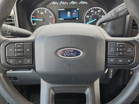 Used 2024 Ford F350 XLT image 11
