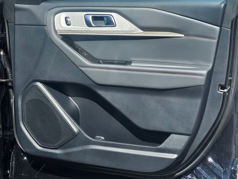 New 2026 Ford Explorer Active w/ Active Comfort Package image 36