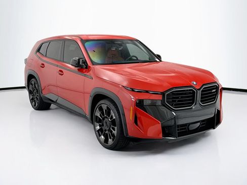 Used 2023 BMW XM AWD/4WD image 3
