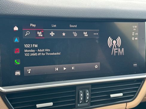 Certified 2023 Porsche Cayenne image 18