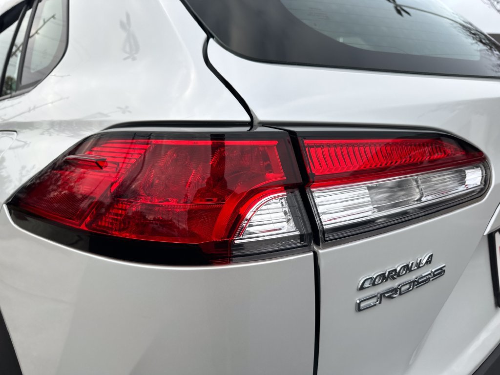 Certified 2024 Toyota Corolla Cross L AWD/4WD image 10