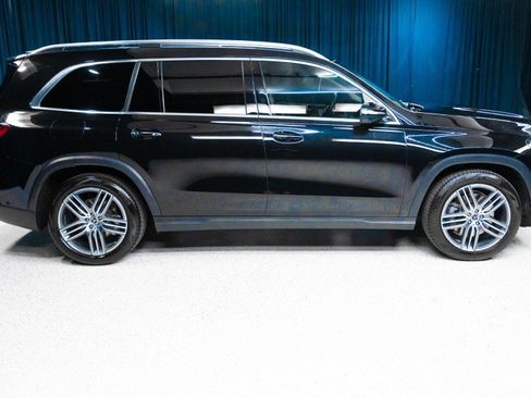 Certified 2026 Mercedes-Benz GLS 450 4MATIC image 4