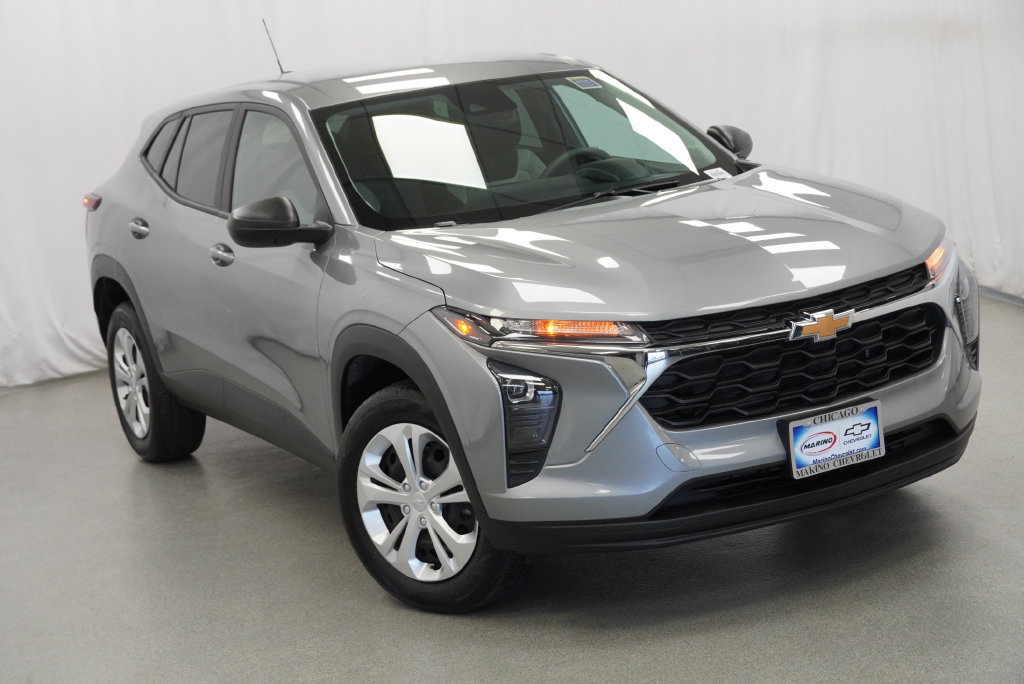 Used 2024 Chevrolet Trax LS w/ Driver Confidence Package FWD image 8