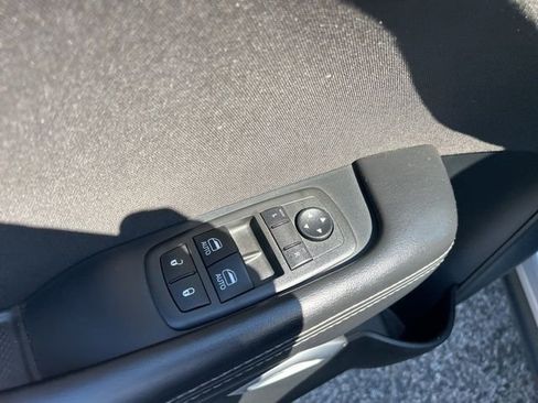 Used 2022 Dodge Challenger R/T Scat Pack w/ Driver Convenience Group image 12