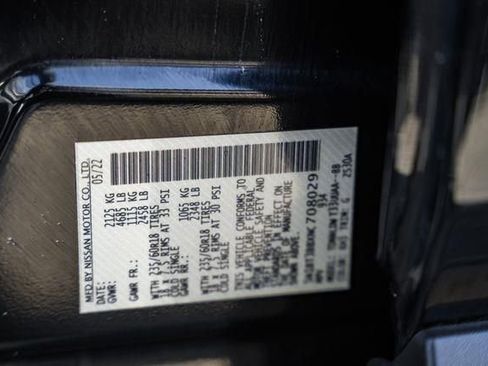 Used 2022 Nissan Rogue SV w/ SV Premium Package image 34