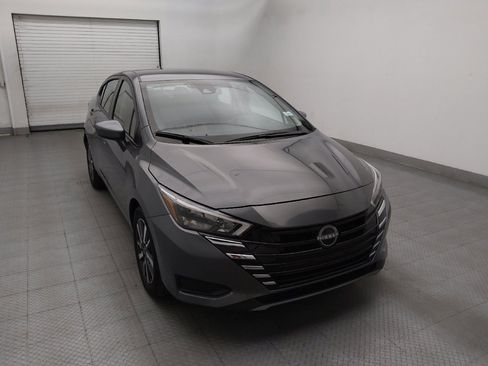 Used 2025 Nissan Versa SV FWD image 14