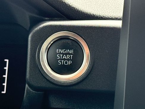 Used 2026 Toyota 4Runner SR5 AWD/4WD image 28