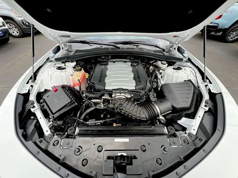 Used 2020 Chevrolet Camaro SS image 24