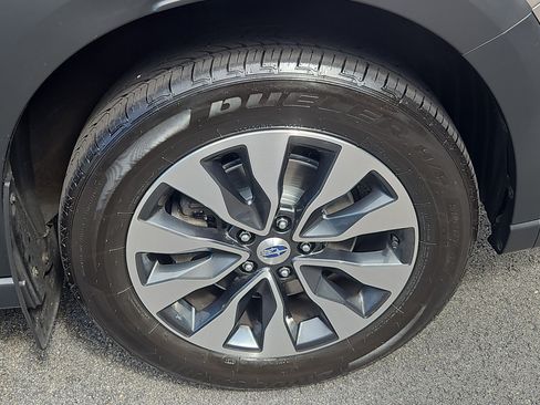 Used 2023 Subaru Outback Limited AWD/4WD image 33