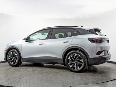 Used 2021 Volkswagen ID.4 Pro w/ ID.4 Protection Package image 4