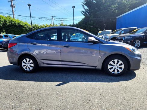 Used 2015 Hyundai Accent GLS image 4