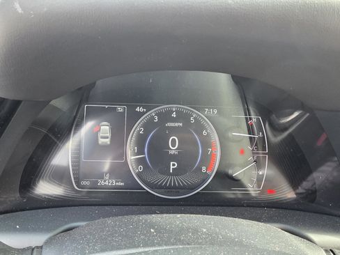 Used 2024 Lexus ES 350 w/ Premium Package image 15