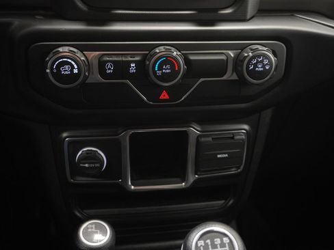 Certified 2021 Jeep Wrangler Unlimited Sport AWD/4WD image 37