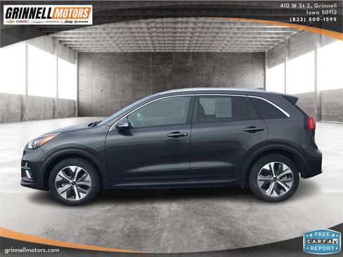 Used 2022 Kia Niro EX Premium w/ Cold Weather Package image 8