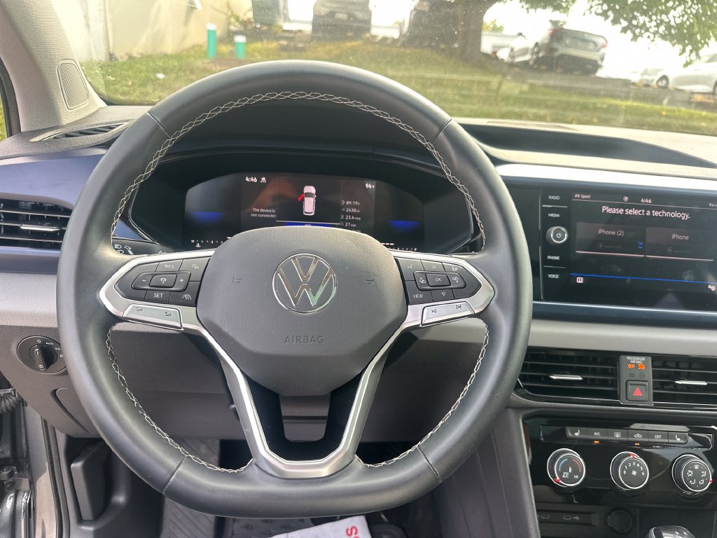 Used 2023 Volkswagen Taos SE w/ Panoramic Sunroof Package AWD/4WD image 43
