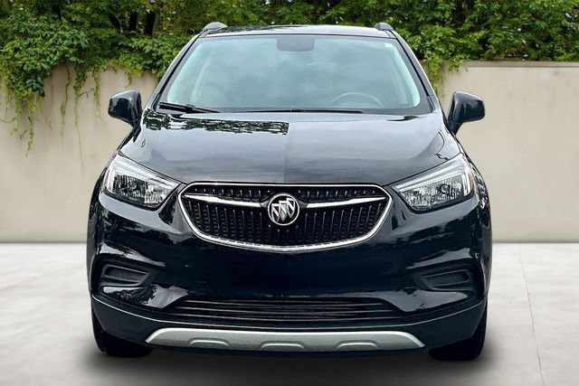 Used 2022 Buick Encore Preferred w/ Safety Package AWD/4WD image 2