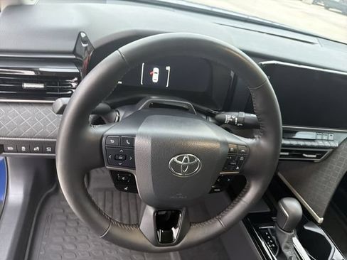 Used 2026 Toyota Camry XLE w/ Premium Plus Package FWD image 16