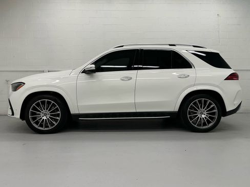 Used 2025 Mercedes-Benz GLE 350 4MATIC image 3