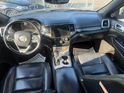 Used 2021 Jeep Grand Cherokee Limited AWD/4WD image 30