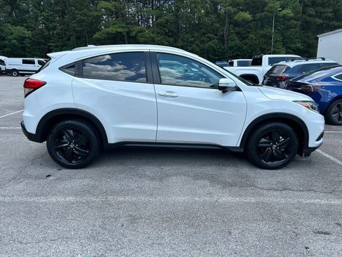 Used 2020 Honda HR-V EX-L image 8