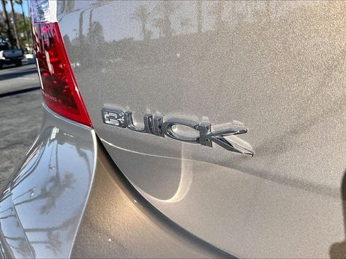 Used 2006 Buick LaCrosse CXL w/ Driver Confidence Package image 28