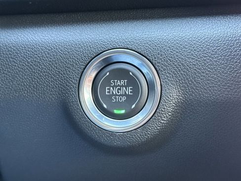 New 2026 GMC Terrain AT4 w/ LPO, Black Badging Package image 22