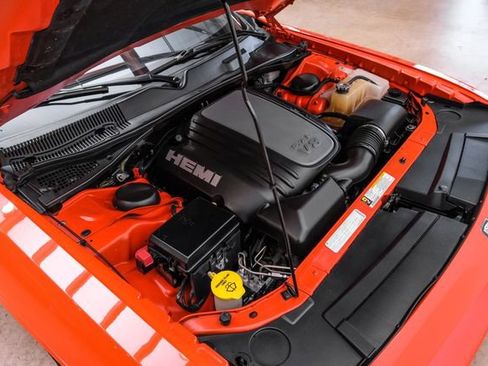 Used 2009 Dodge Challenger R/T image 24