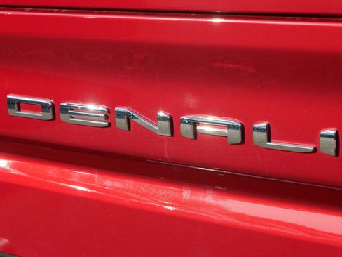 Used 2019 GMC Sierra 1500 Denali image 12