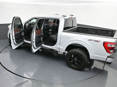 Used 2021 Ford F150 Lariat w/ Equipment Group 502A High image 46