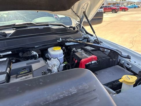 Certified 2024 RAM 2500 Big Horn AWD/4WD image 24