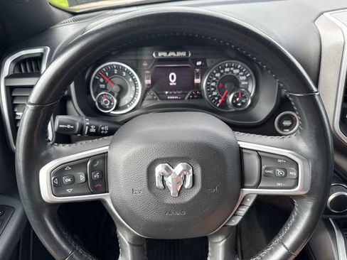 Used 2022 RAM 1500 Big Horn AWD/4WD image 17