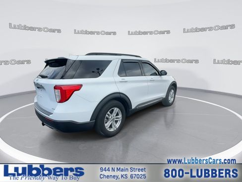 Used 2020 Ford Explorer XLT w/ Equipment Group 202A RWD image 8