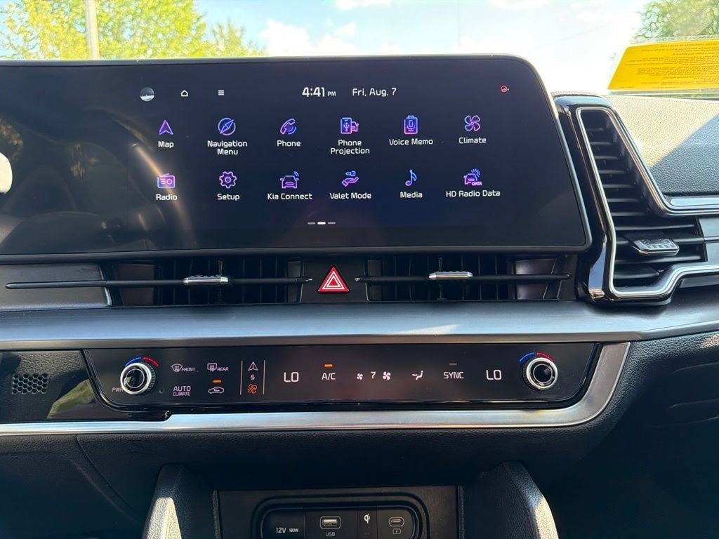 Certified 2024 Kia Sportage EX AWD/4WD image 24