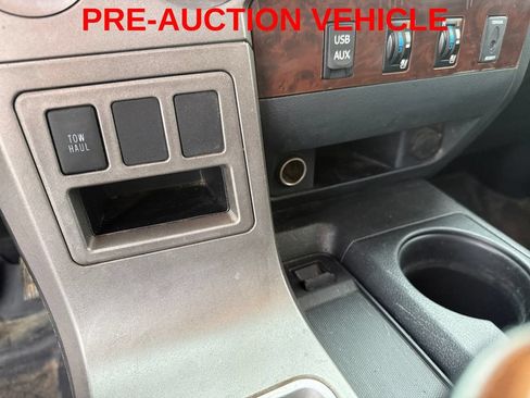 Used 2010 Toyota Tundra Limited AWD/4WD image 23
