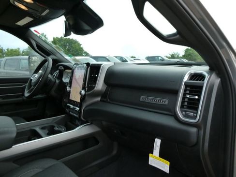 New 2026 RAM 3500 Big Horn AWD/4WD image 11