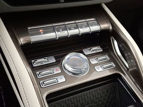 New 2026 Lincoln Nautilus Black Label image 15