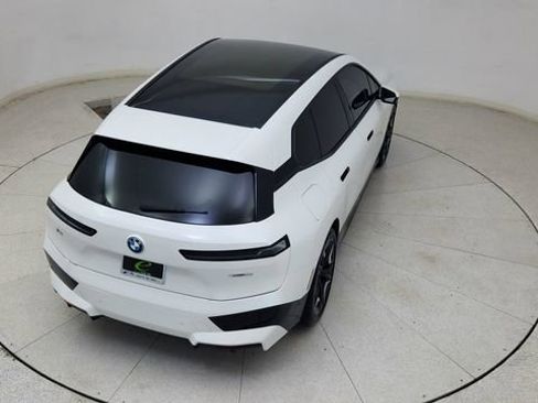 Used 2024 BMW iX xDrive50 w/ Premium Package AWD/4WD image 74