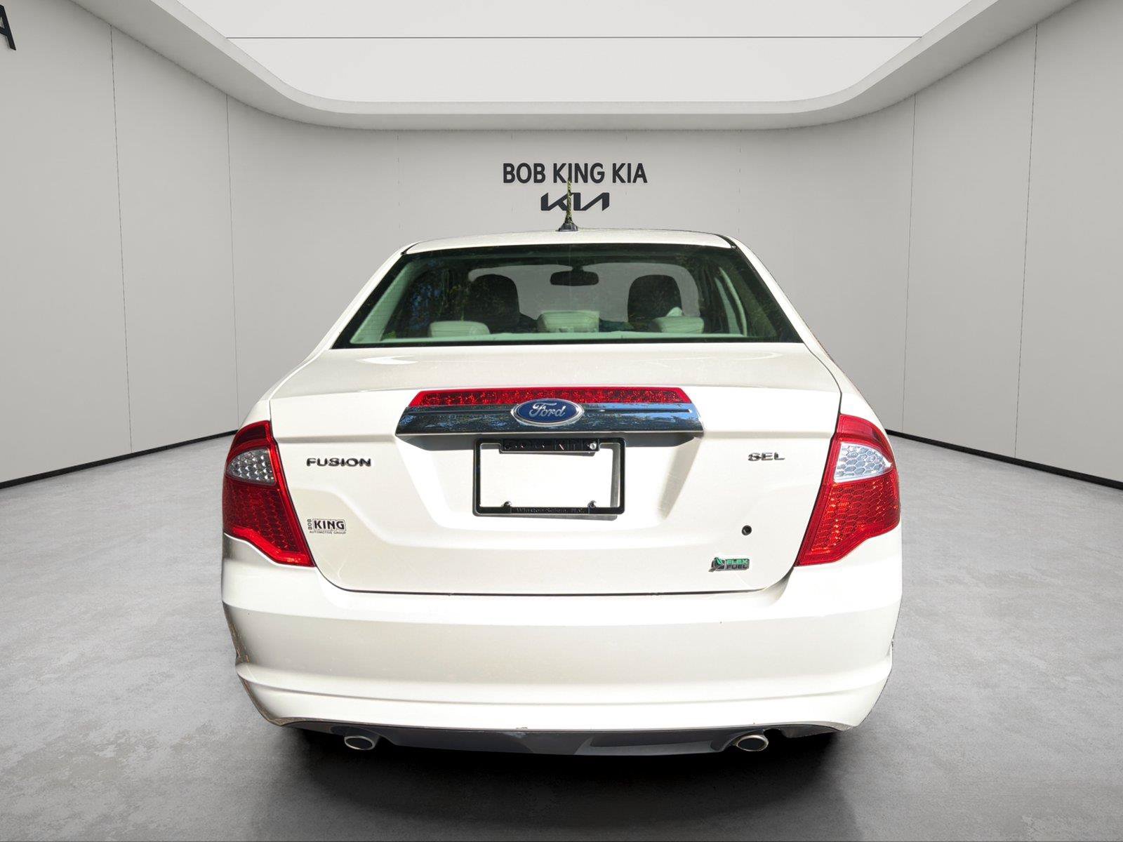 Used 2010 Ford Fusion SEL FWD image 4