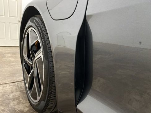 Used 2023 Audi RS e-tron GT w/ Carbon Performance Package image 92