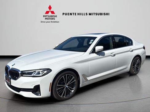 Used 2022 BMW 530i w/ Convenience Package RWD image 1