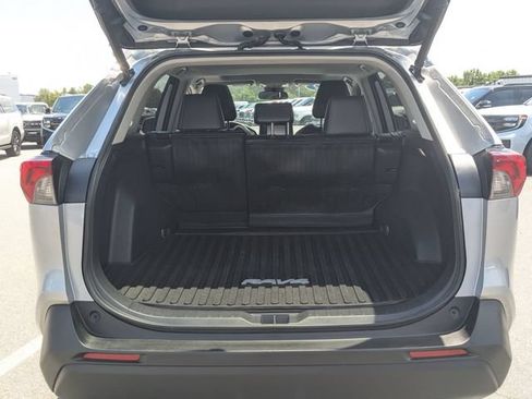 Used 2022 Toyota RAV4 XLE Premium AWD/4WD image 25