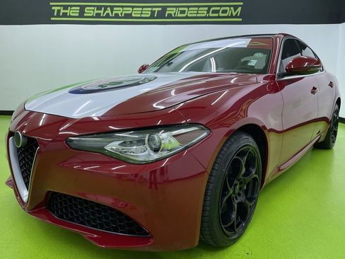 Used 2017 Alfa Romeo Giulia AWD image 5