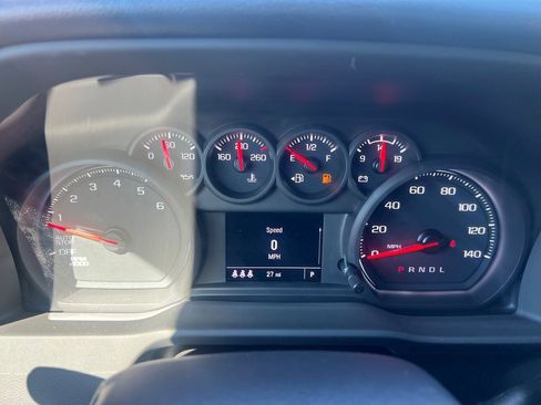 Used 2024 Chevrolet Silverado 1500 W/T w/ Z71 Off-Road Package image 3