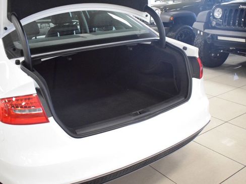 Used 2016 Audi A4 2.0T Premium image 25
