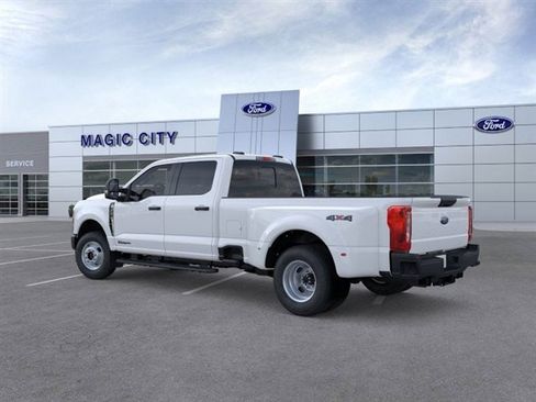 New 2026 Ford F350 XL image 4