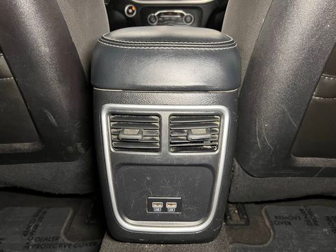 Used 2021 Dodge Charger Scat Pack image 12