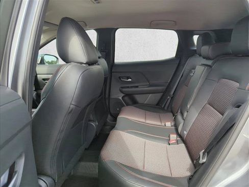 New 2026 Nissan Kicks SR w/ Cold Weather Package image 17