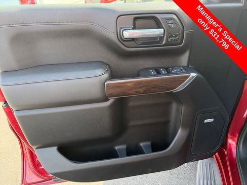 Used 2021 GMC Sierra 1500 SLT AWD/4WD image 17