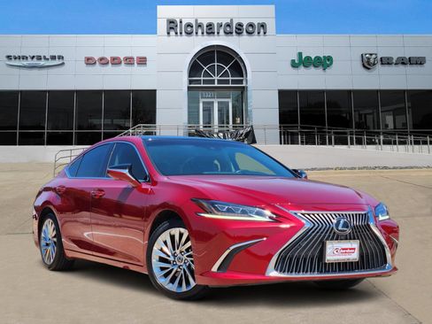 Used 2021 Lexus ES 350 Ultra Luxury w/ Accessory Package 2 FWD image 1