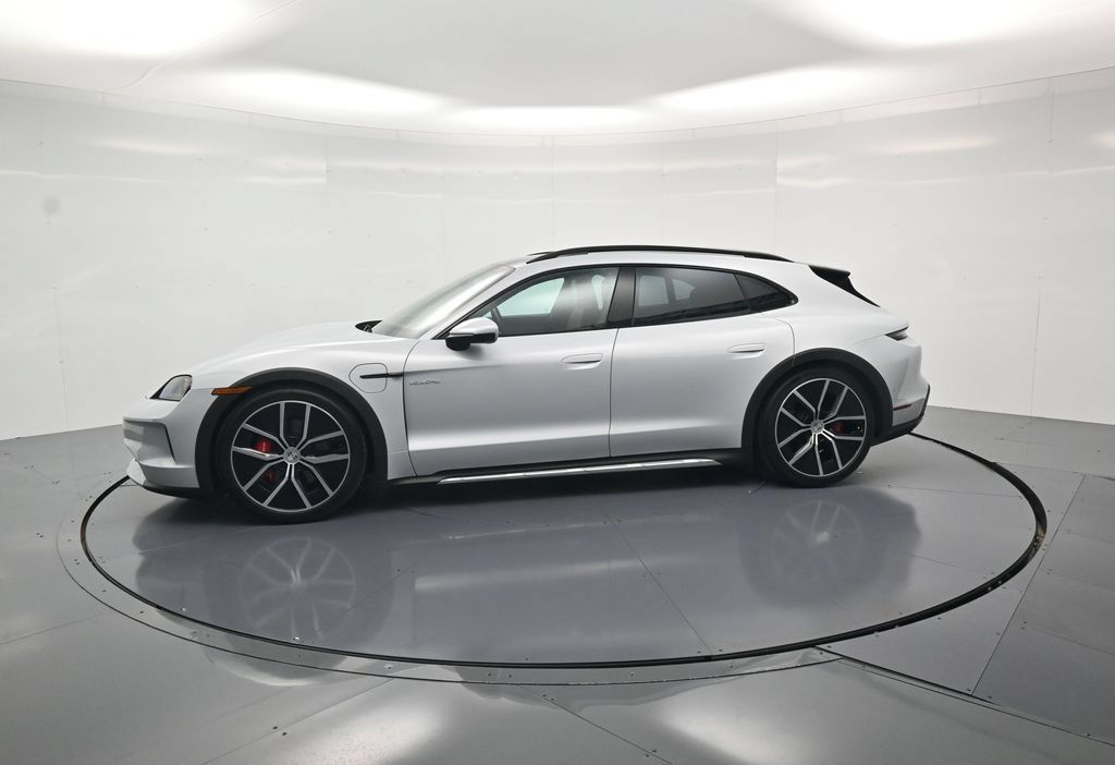 Certified 2025 Porsche Taycan 4S AWD/4WD image 2